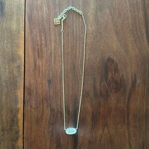 Kendra Scott necklace